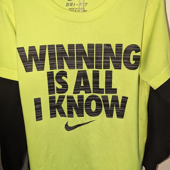 Boy's Nike 3-piece Outfit size small - Picture 2 of 6